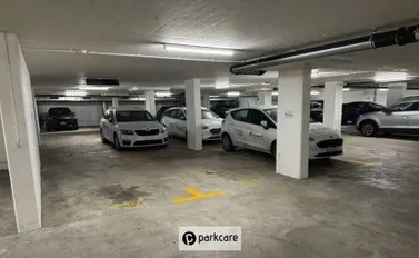 Günstig Parken Zurigo foto 1