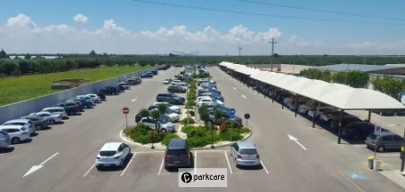 Area di parcheggio di Passport Park Bari