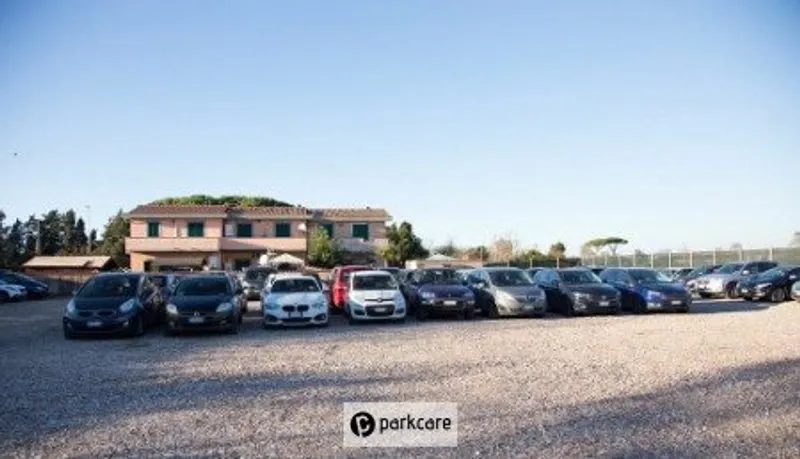 Area 4 Parking Fiumicino Valet foto 1